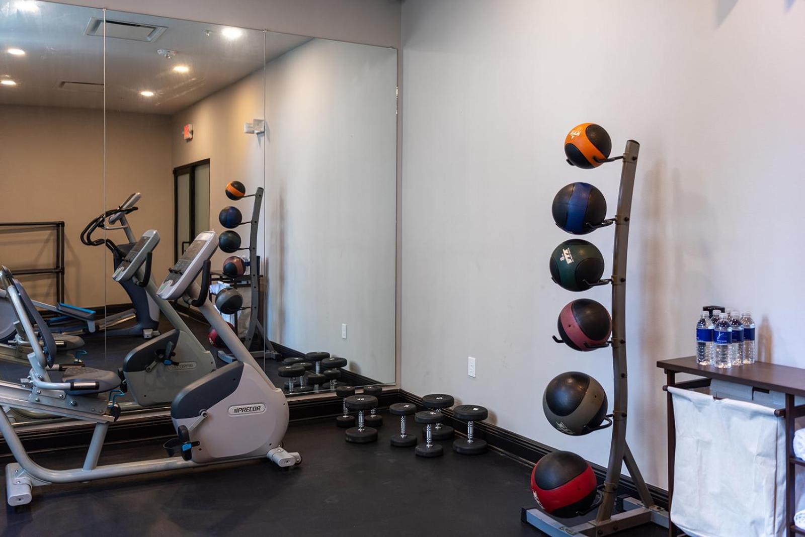 Apartahotel Bywater 3*