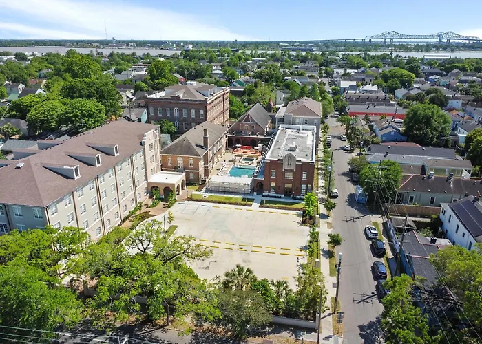 Bywater Suite Hotel