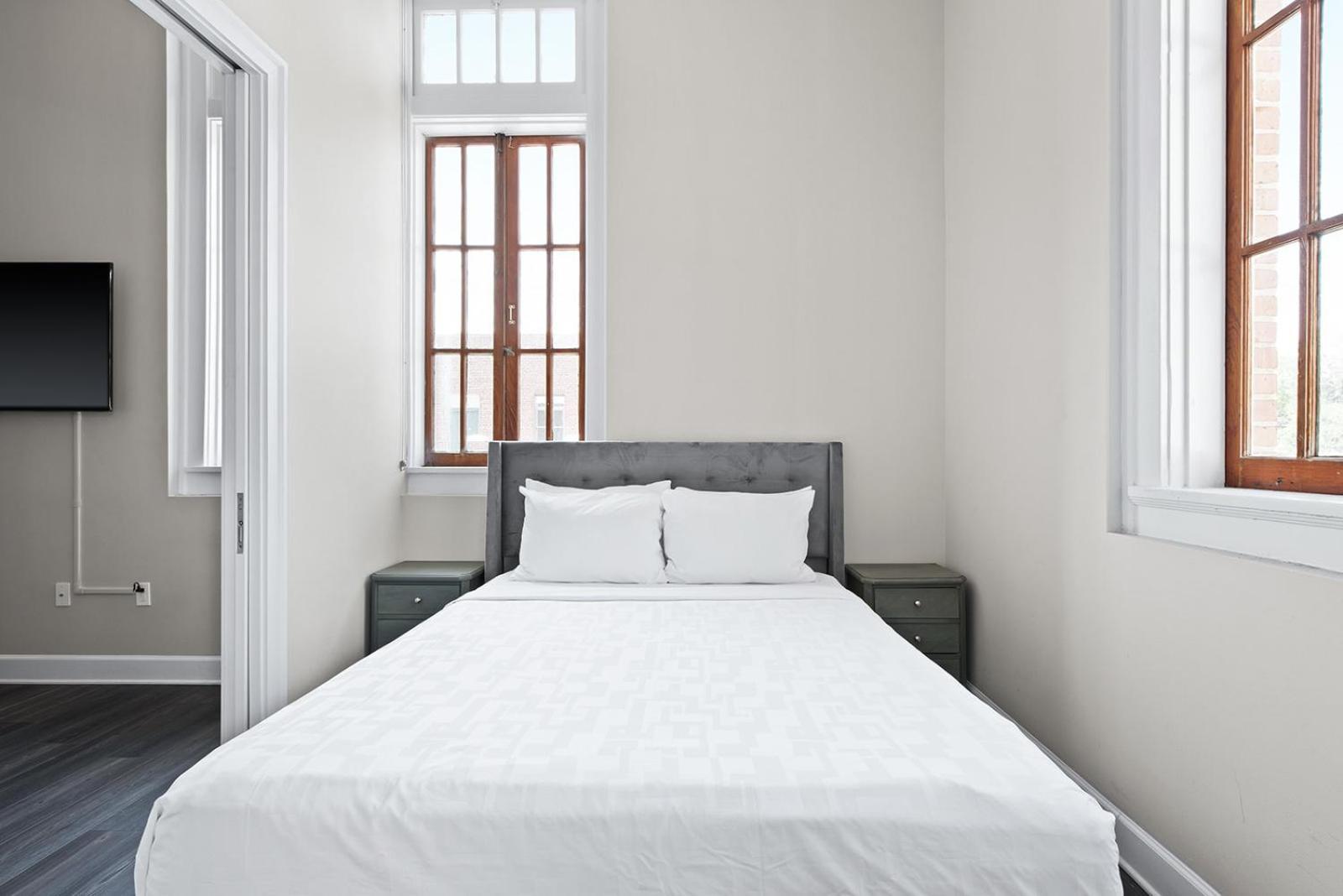 Bywater Apart-hotel